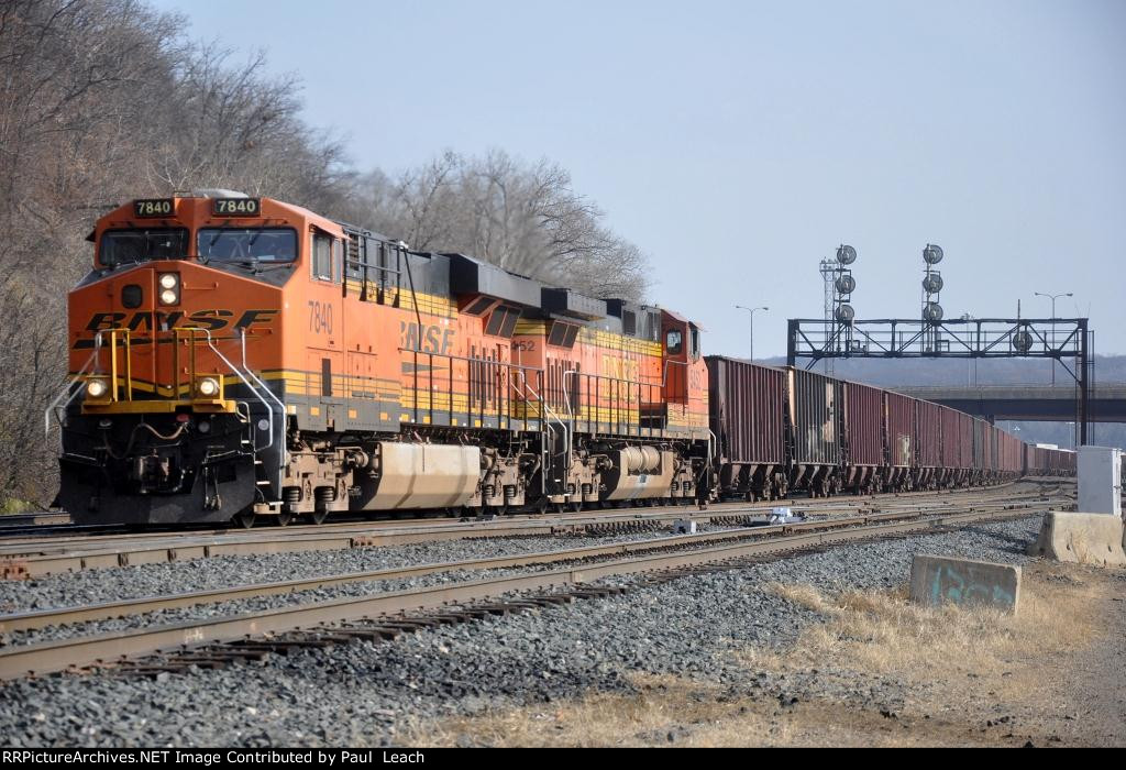 Empty all-rail rolls through Hoffman